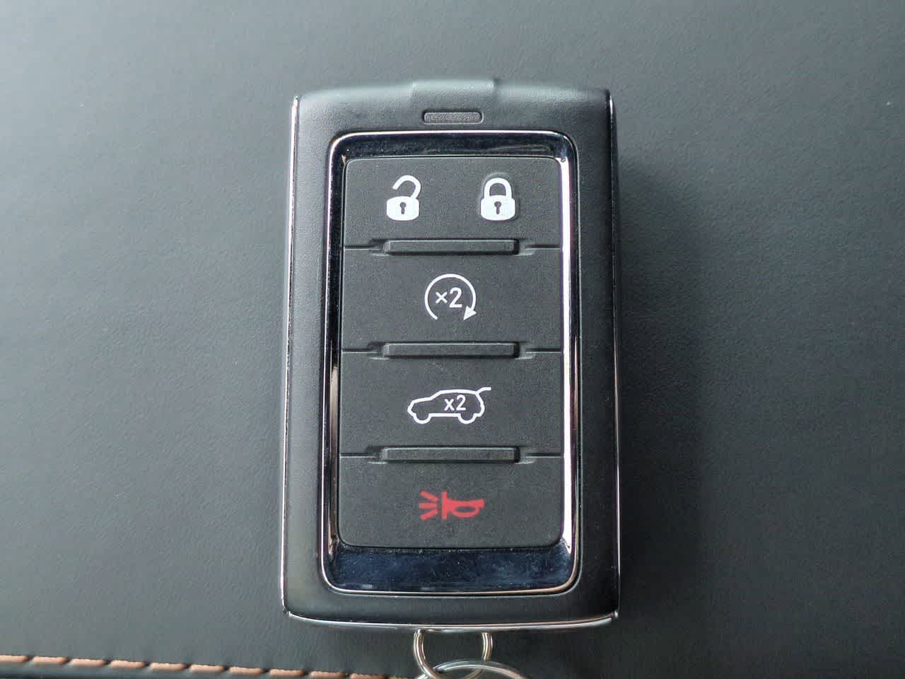 Jeep Grand Cherokee L Summit 4x4 2025