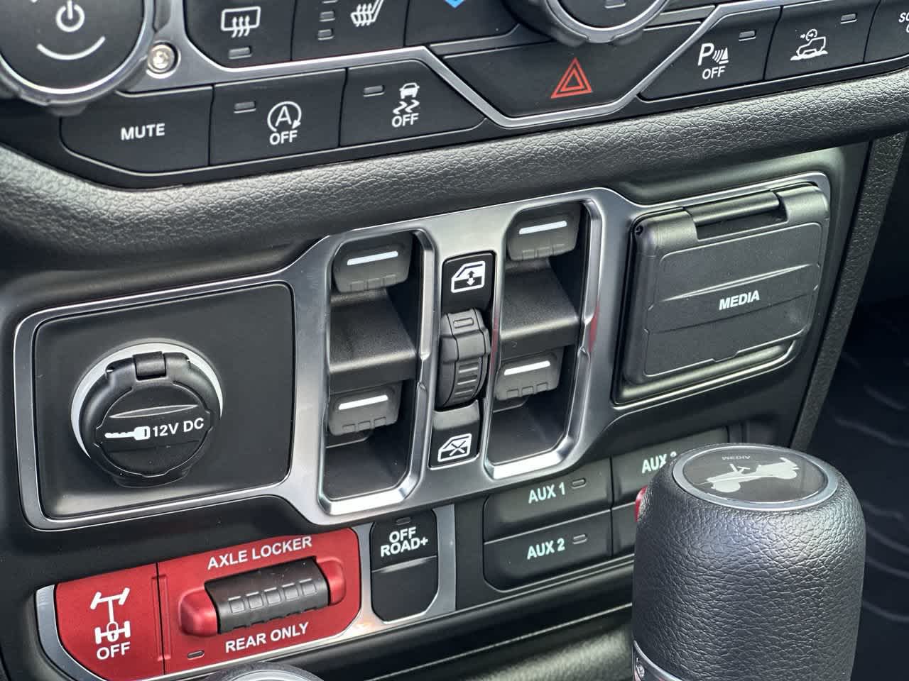 Jeep Wrangler 2026 WRANGLER 4 PUERTAS WILLYS