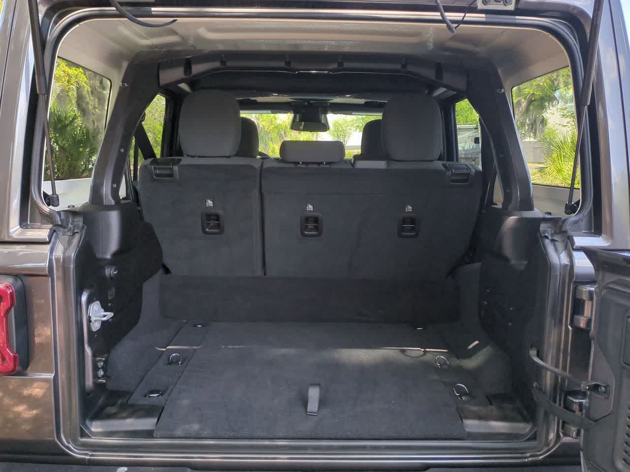 Jeep Wrangler 4xe Sahara 4xe 2025