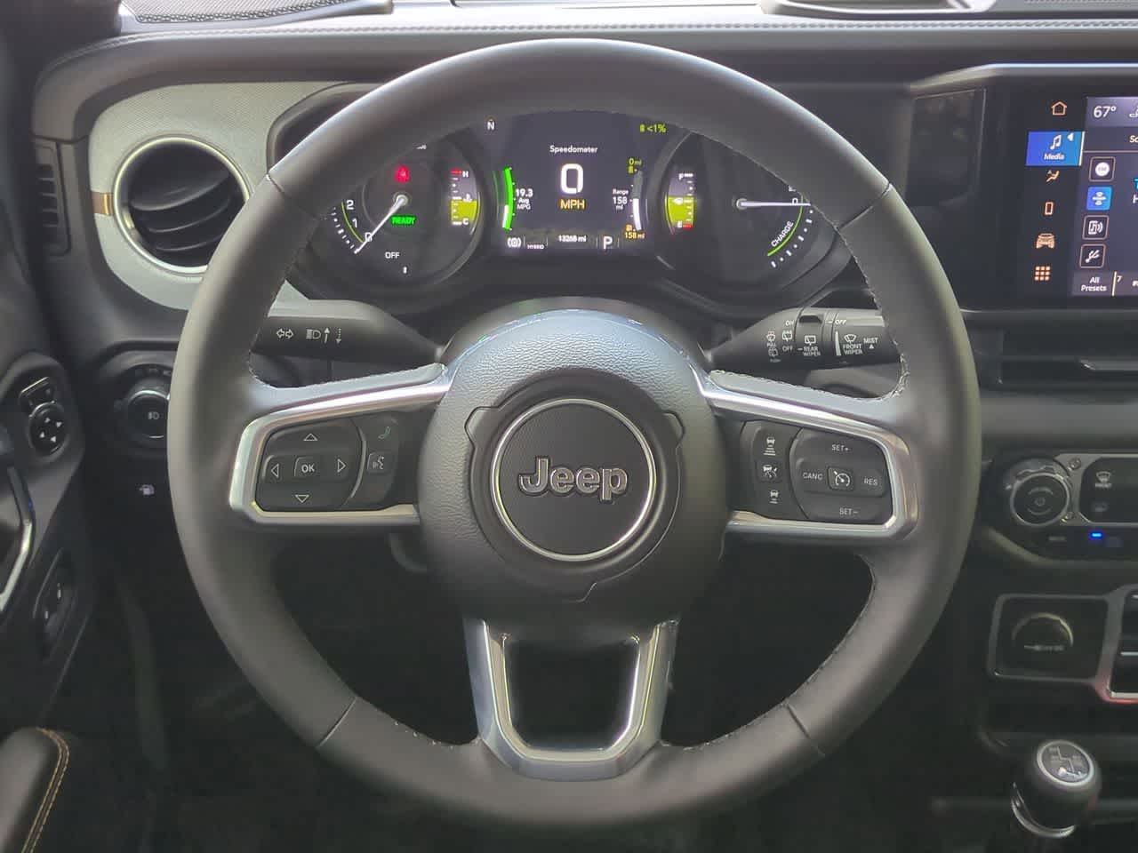 Jeep Wrangler 4xe Sahara 4xe 2025