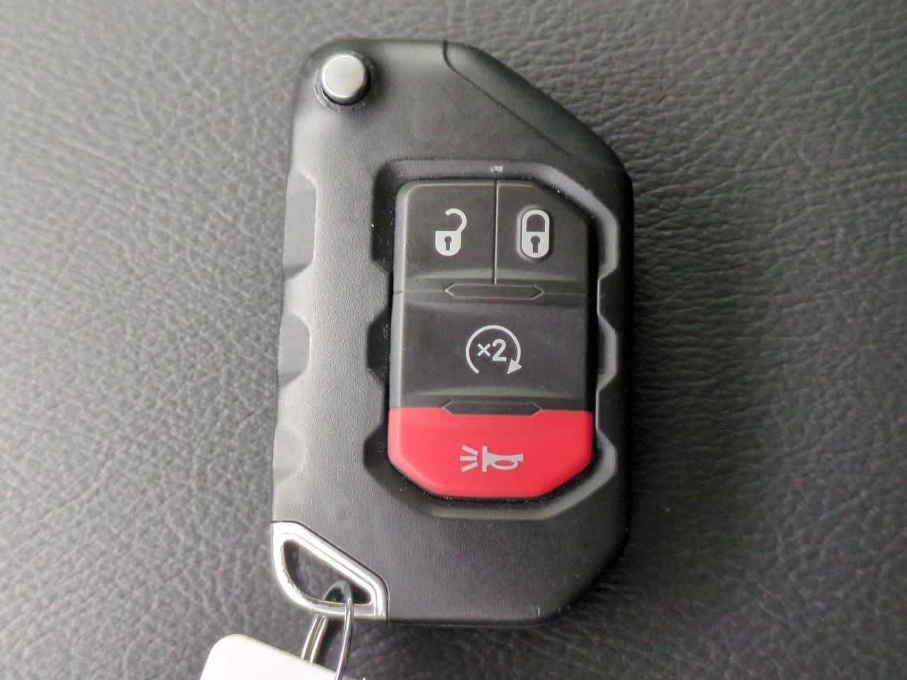 Jeep Wrangler 4xe Sahara 4xe 2025