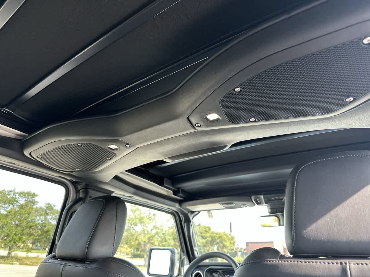 Jeep Wrangler 4xe Summit 4xe 2024