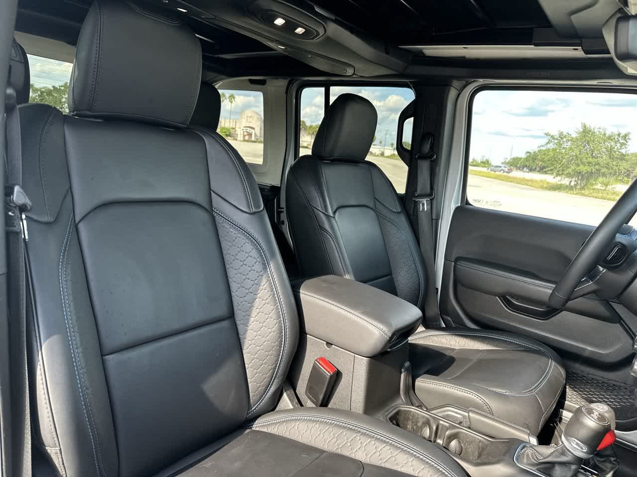 Jeep Wrangler 4xe Summit 4xe 2024