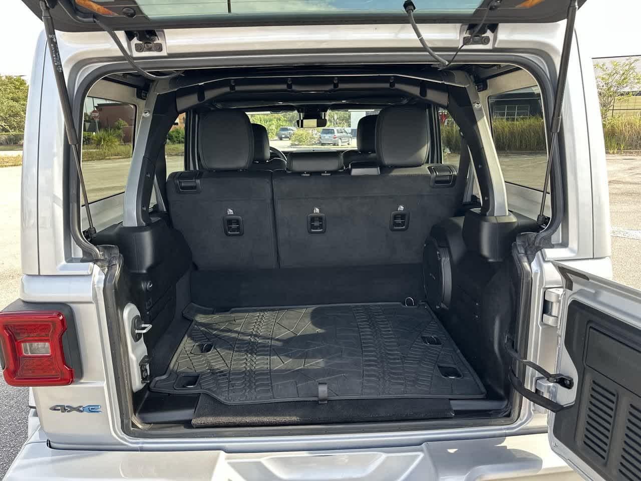 Jeep Wrangler 4xe Summit 4xe 2024