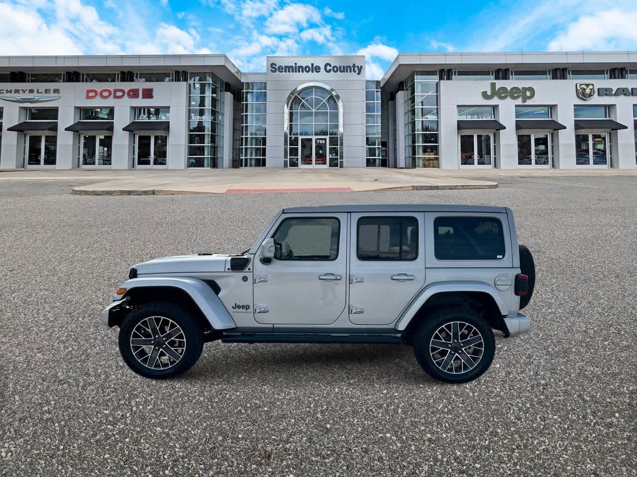 Jeep Wrangler 4xe Summit 4xe 2024