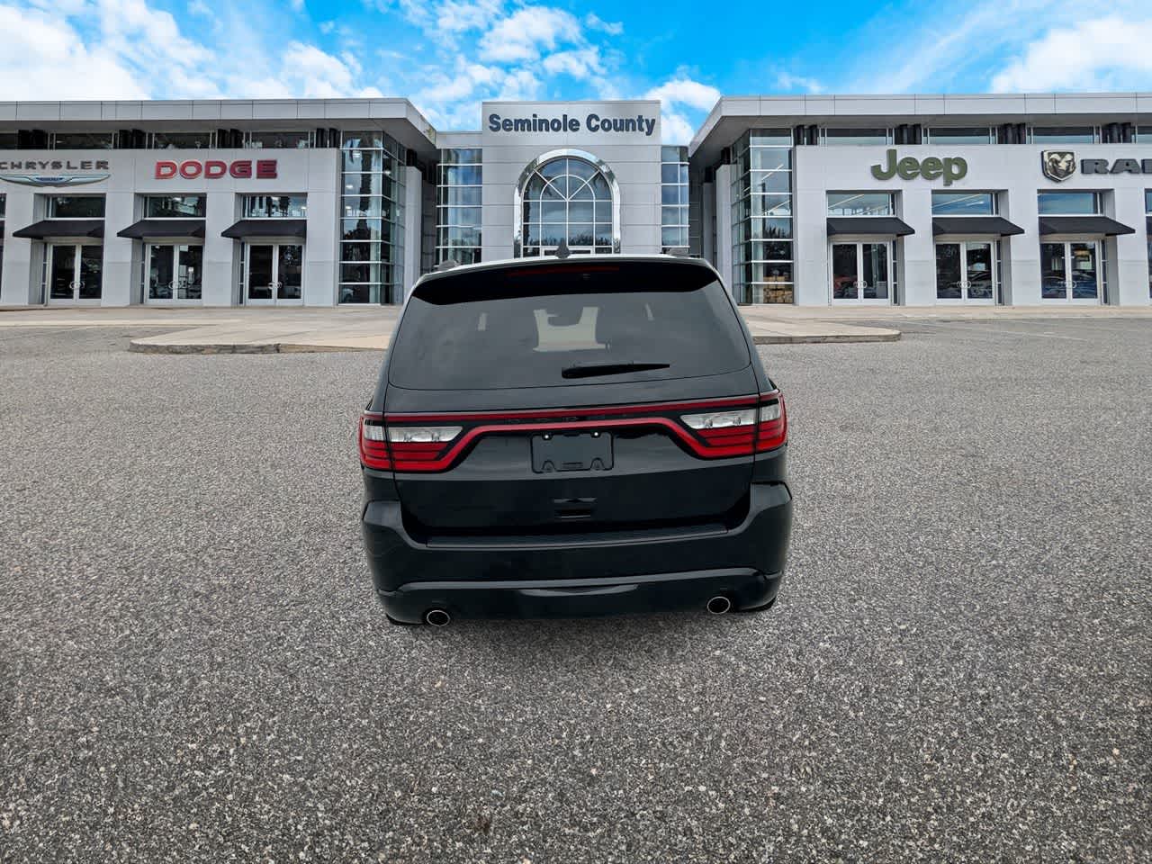Dodge Durango R/T Plus de 2024 con tracción trasera