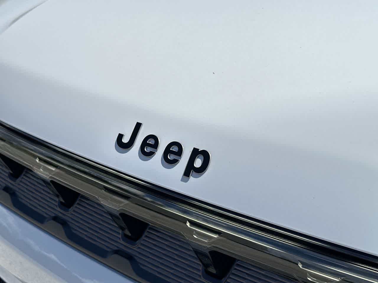 Jeep Grand Wagoneer 2026 GRAND WAGONEER EDICIÓN 85.º ANIVERSARIO 4X4