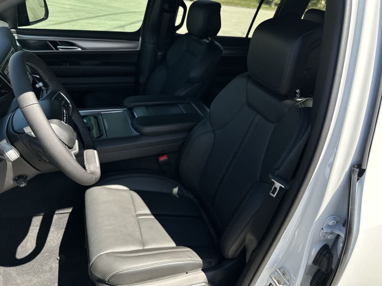 Jeep Grand Wagoneer 2026 GRAND WAGONEER 4X4