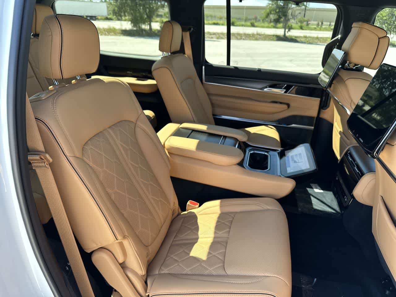 Jeep Grand Wagoneer 2026 GRAND WAGONEER SUMMIT RESERVE 4X4