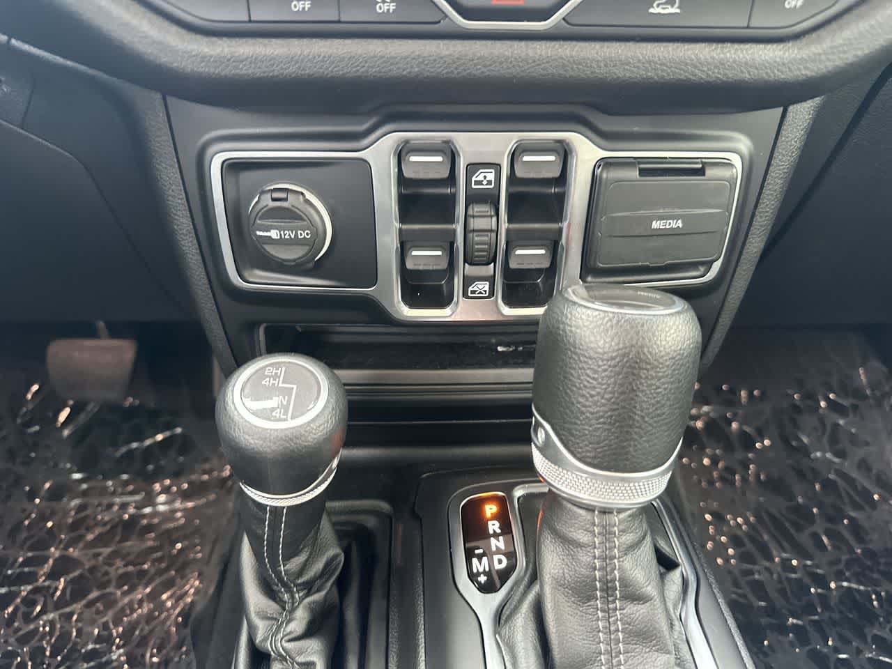 Jeep Gladiator Sport S 2024