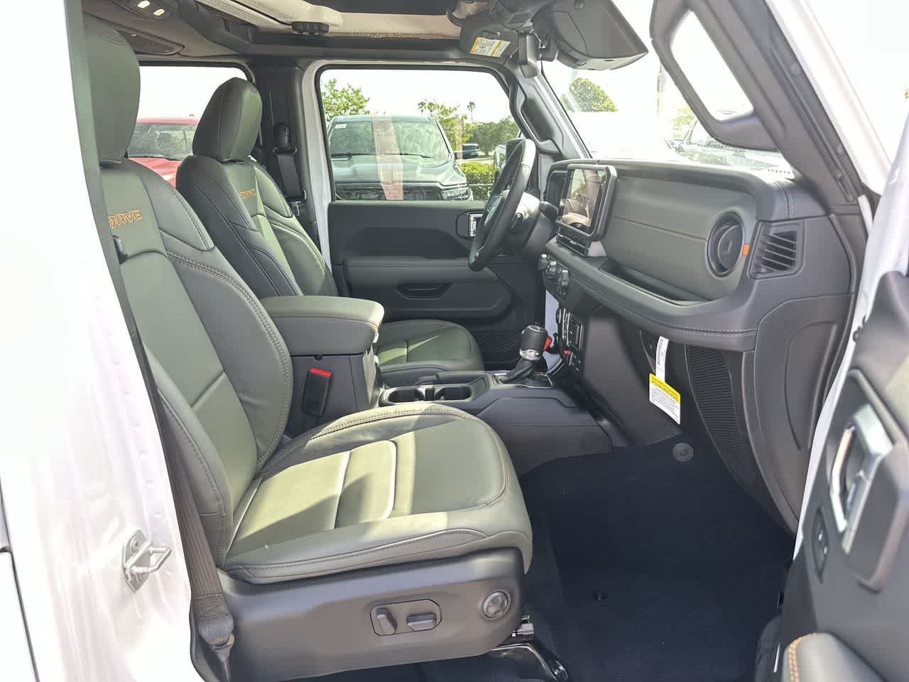 Jeep Gladiator 2026 GLADIATOR MOJAVE X 4X4