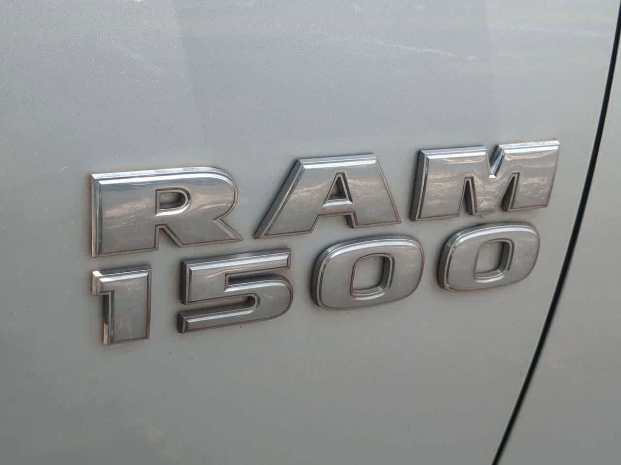 RAM 1500 SLT 2016