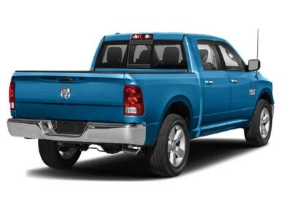 RAM 1500 Classic Warlock de 2024, cabina doble, tracción 4x2 y caja de 1,70 m