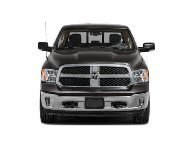 RAM 1500 Classic Warlock de 2024, cabina doble, tracción 4x2 y caja de 1,70 m