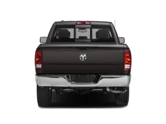 RAM 1500 Classic Warlock de 2024, cabina doble, tracción 4x2 y caja de 1,70 m