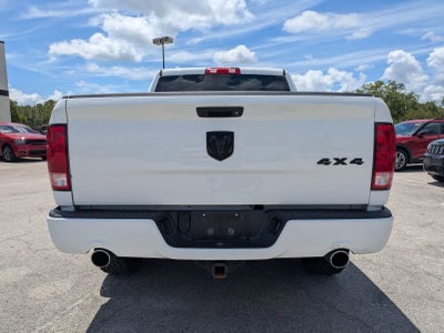 RAM 1500 Express Crew Cab 4x4 de 2018 con caja de 1,70 m