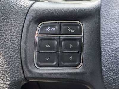 RAM 1500 Express Crew Cab 4x4 de 2018 con caja de 1,70 m