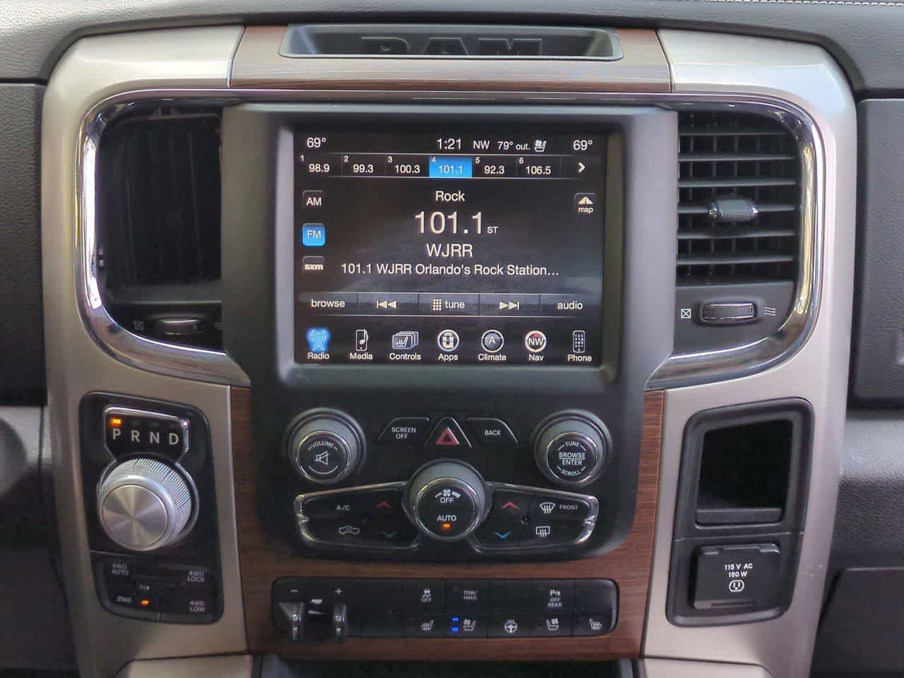 RAM 1500 Laramie 2016