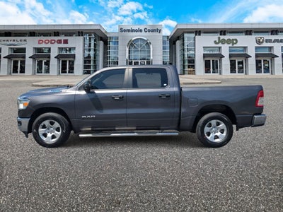 RAM 1500 Big Horn Crew Cab 4x2 de 2023 con caja de 1,70 m