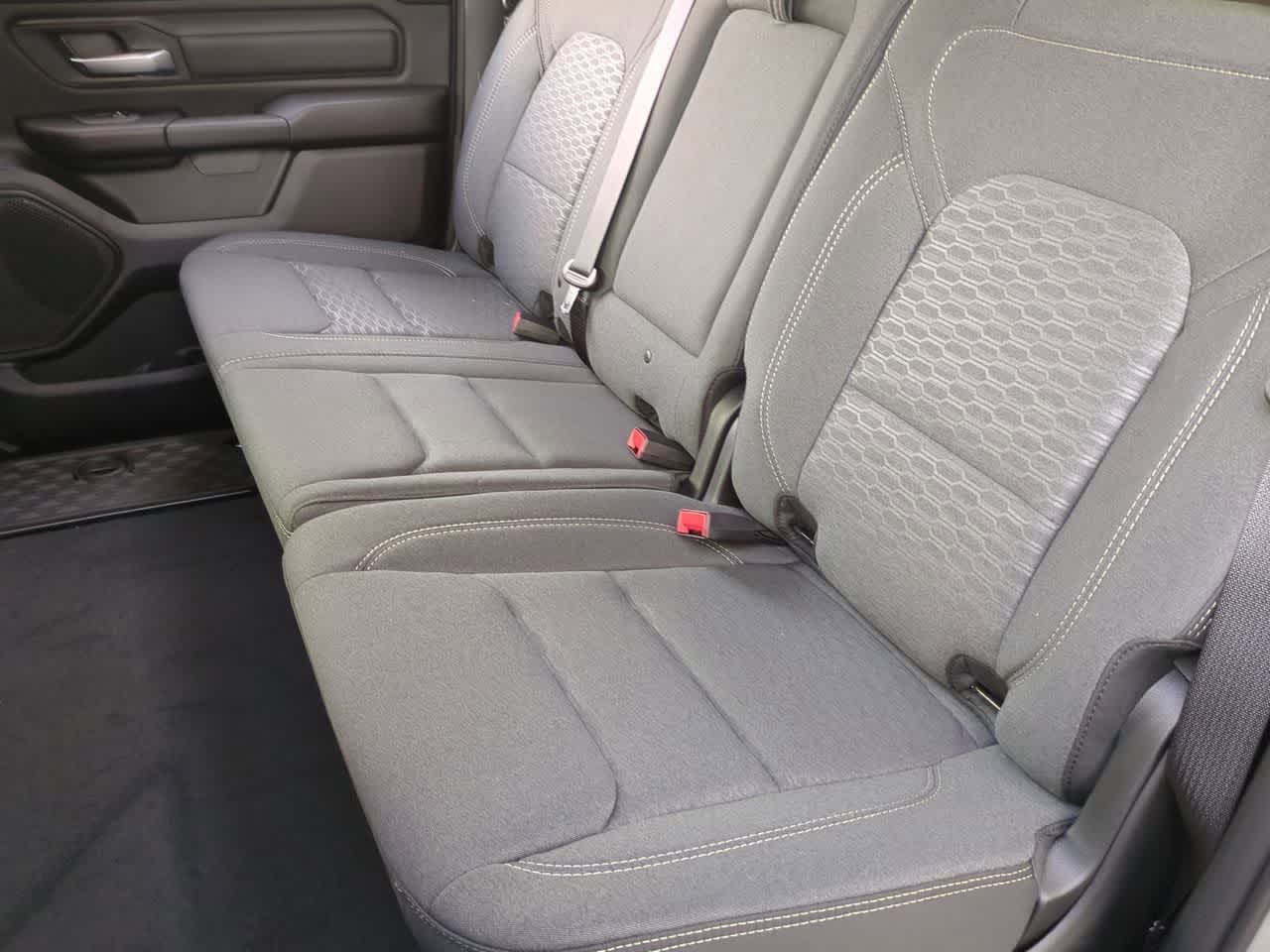 2026 RAM Ram 1500 RAM 1500 EXPRESS CREW CAB 4X2 5'7' BOX