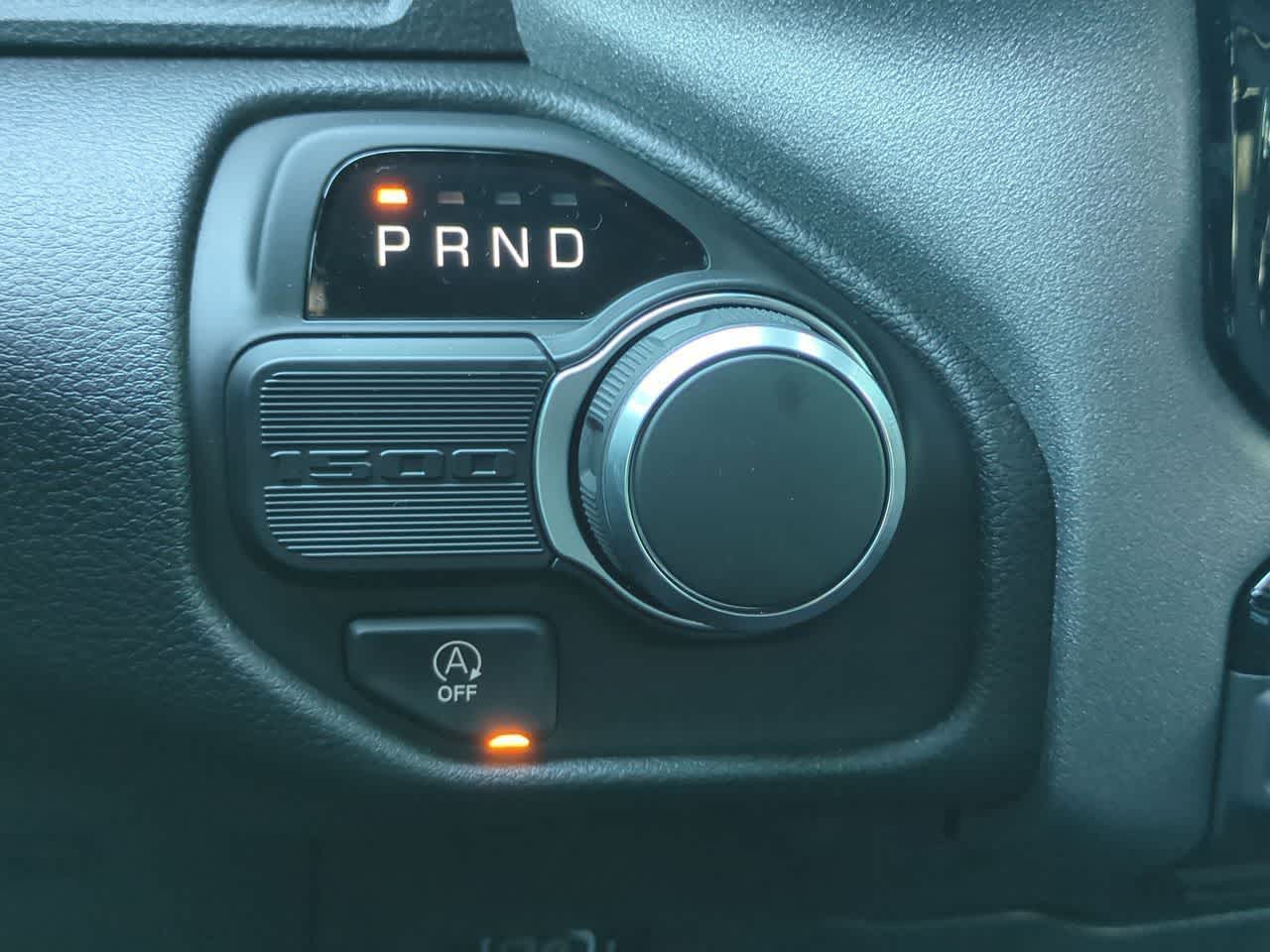 2026 RAM Ram 1500 RAM 1500 EXPRESS CREW CAB 4X2 5'7' BOX