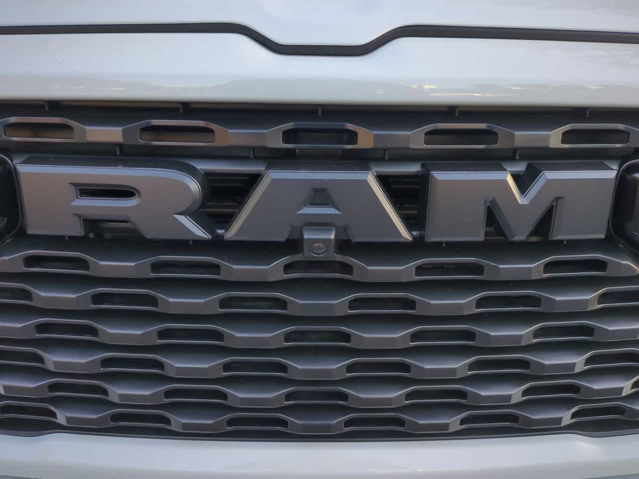 2026 RAM Ram 1500 RAM 1500 EXPRESS CREW CAB 4X2 5'7' BOX