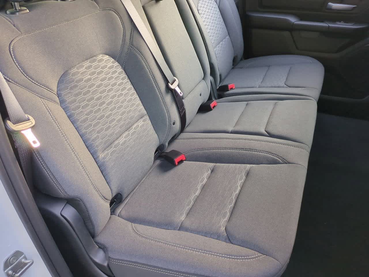 2026 RAM Ram 1500 RAM 1500 EXPRESS CREW CAB 4X2 5'7' BOX