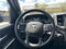 RAM 1500 Tradesman Quad Cab 4x4 de 2024 con caja de 6'4'