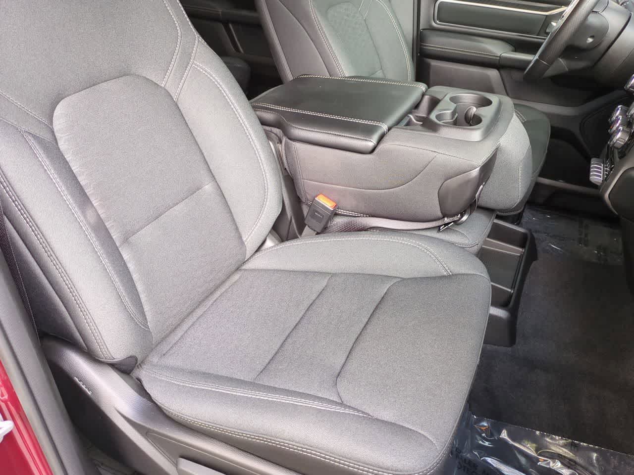 2025 RAM 1500 Big Horn Cabina Doble 4x4 Caja de 5'7'