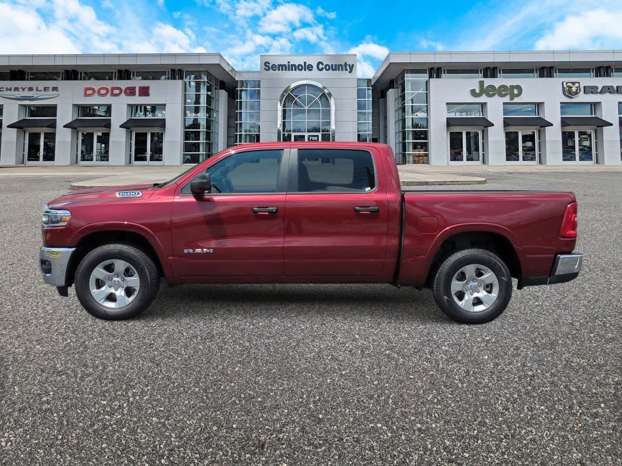 2025 RAM 1500 Big Horn Cabina Doble 4x4 Caja de 5'7'