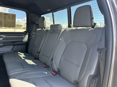 2022 RAM 1500 Big Horn Cabina Doble 4x4 Caja de 5'7''