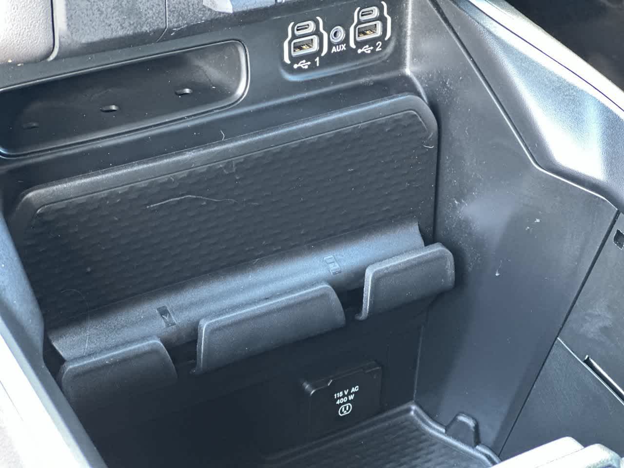 2022 RAM 1500 Big Horn Cabina Doble 4x4 Caja de 5'7''
