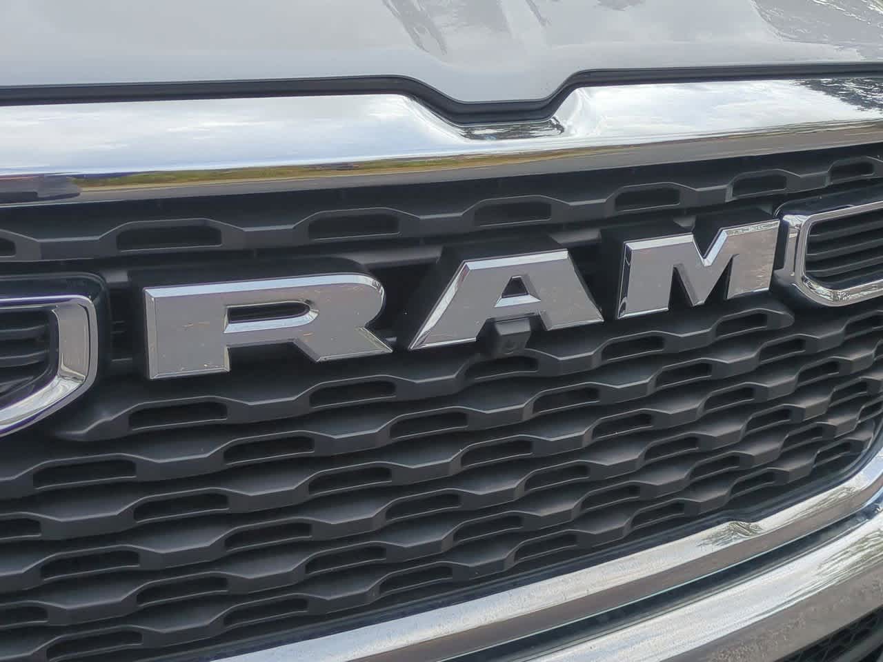2025 RAM 1500 Big Horn Cabina Doble 4x4 Caja de 5'7'