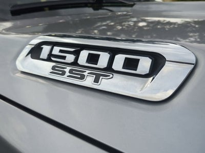 2025 RAM 1500 Big Horn Cabina Doble 4x4 Caja de 5'7'