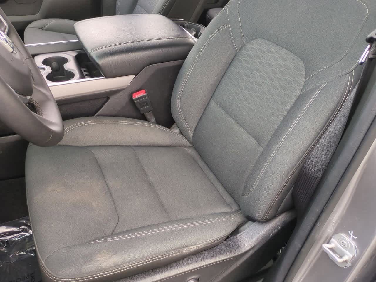 2025 RAM 1500 Big Horn Cabina Doble 4x4 Caja de 5'7'