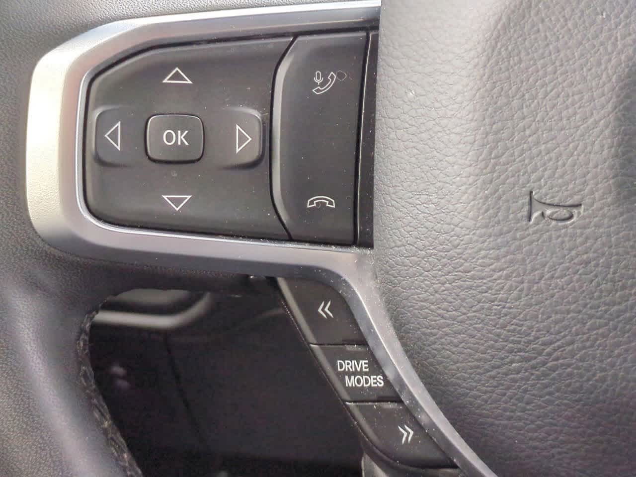 2025 RAM 1500 Big Horn Cabina Doble 4x4 Caja de 5'7'