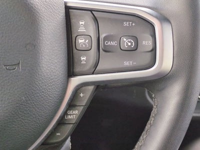 2025 RAM 1500 Big Horn Cabina Doble 4x4 Caja de 5'7'