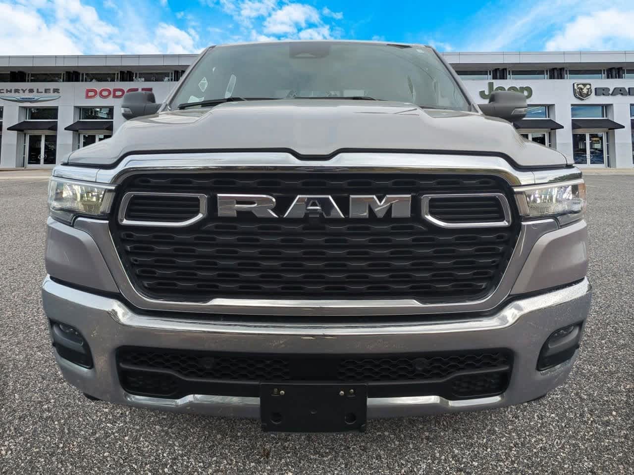 2025 RAM 1500 Big Horn Cabina Doble 4x4 Caja de 5'7'