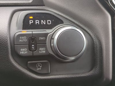 2025 RAM 1500 Big Horn Cabina Doble 4x4 Caja de 5'7'