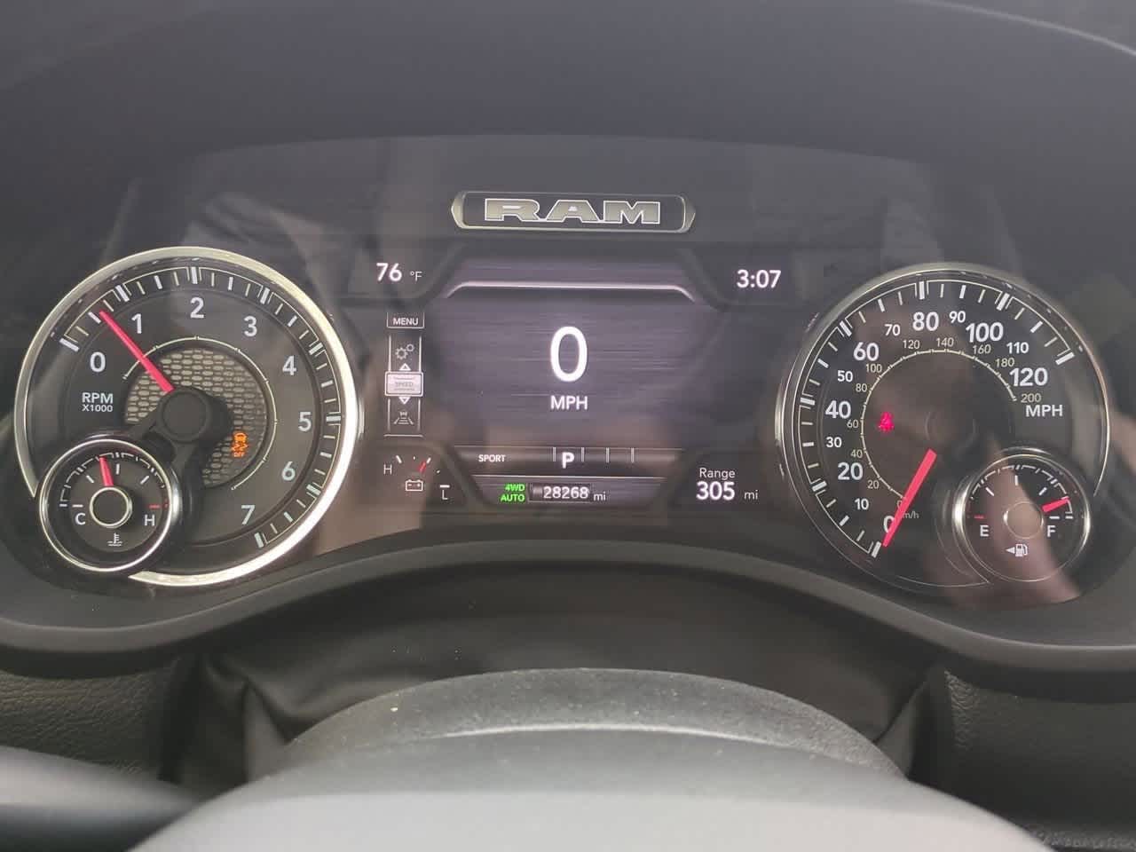 2025 RAM 1500 Big Horn Cabina Doble 4x4 Caja de 5'7'