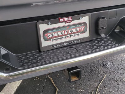 2025 RAM 1500 Big Horn Cabina Doble 4x4 Caja de 5'7'