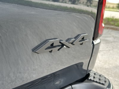 RAM 1500 Big Horn de 2026, cabina doble, tracción 4x4, caja de 1,70 m