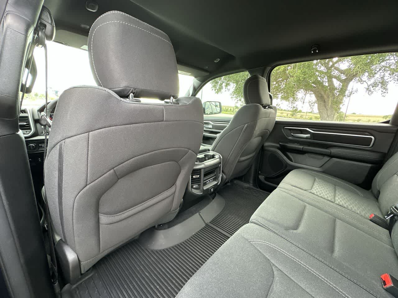 RAM 1500 Big Horn de 2026, cabina doble, tracción 4x4, caja de 1,70 m