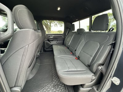 RAM 1500 Big Horn de 2026, cabina doble, tracción 4x4, caja de 1,70 m