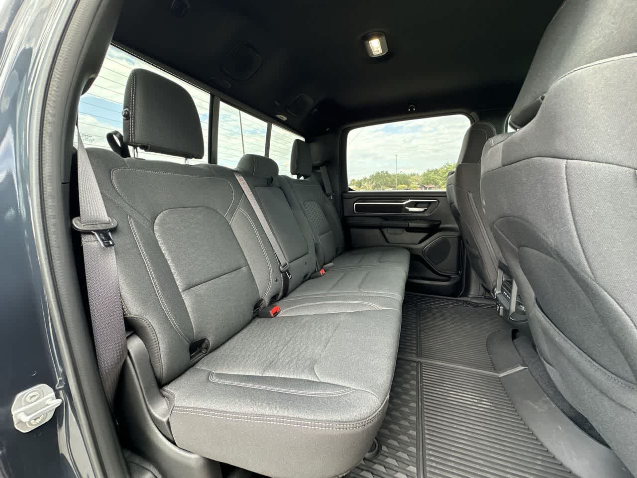 RAM 1500 Big Horn de 2026, cabina doble, tracción 4x4, caja de 1,70 m