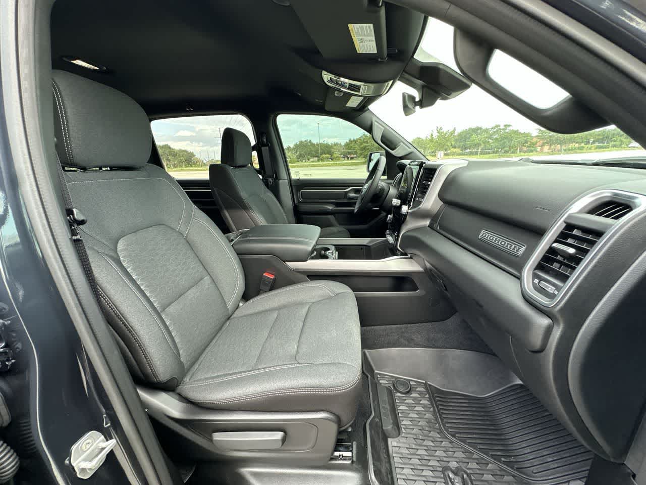 RAM 1500 Big Horn de 2026, cabina doble, tracción 4x4, caja de 1,70 m