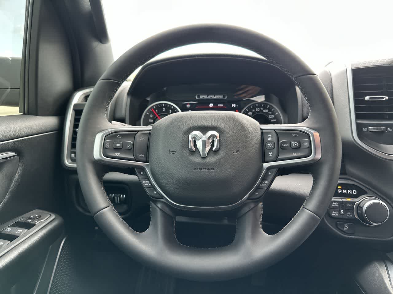 RAM 1500 Big Horn de 2026, cabina doble, tracción 4x4, caja de 1,70 m
