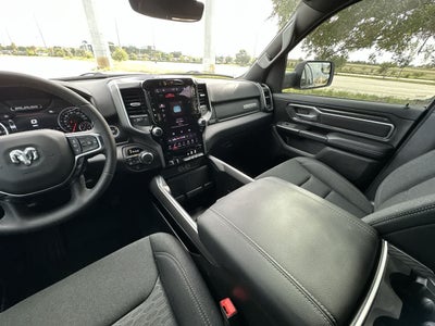 RAM 1500 Big Horn de 2026, cabina doble, tracción 4x4, caja de 1,70 m