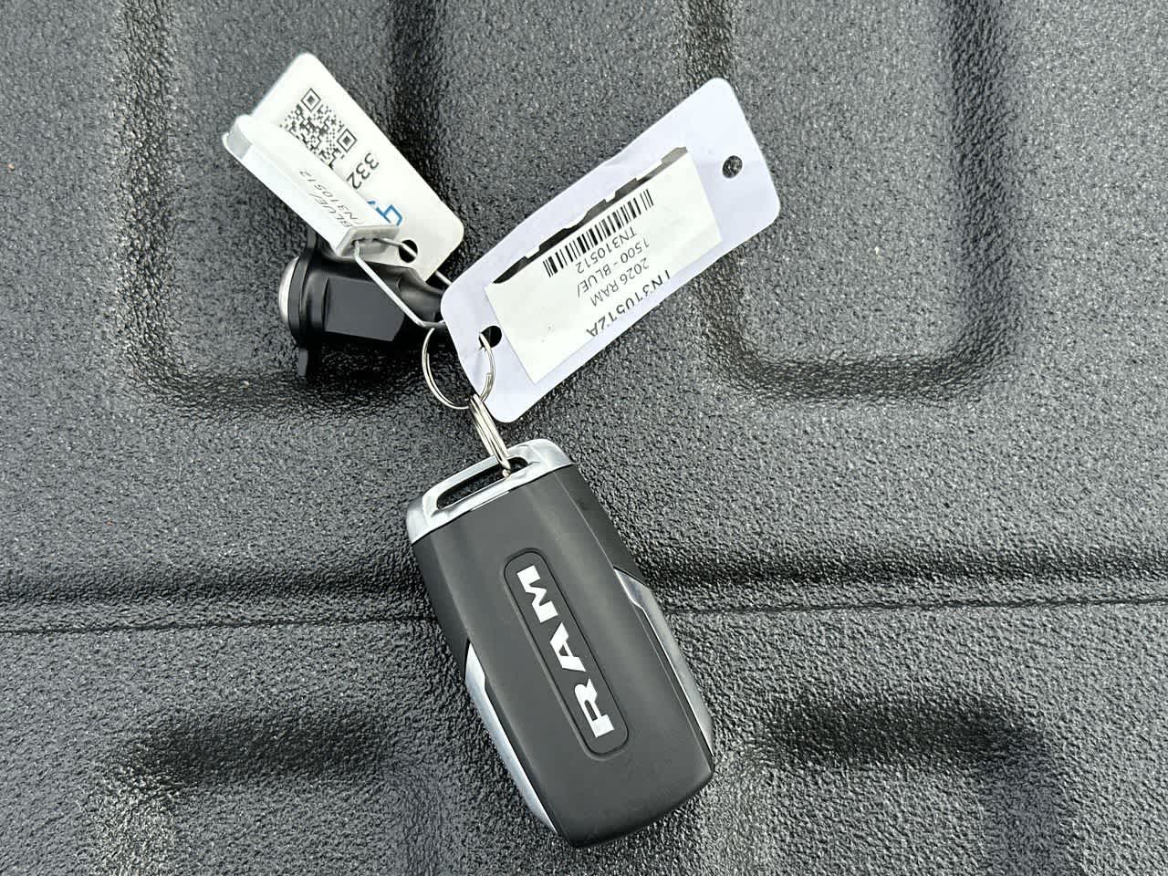 RAM 1500 Big Horn de 2026, cabina doble, tracción 4x4, caja de 1,70 m