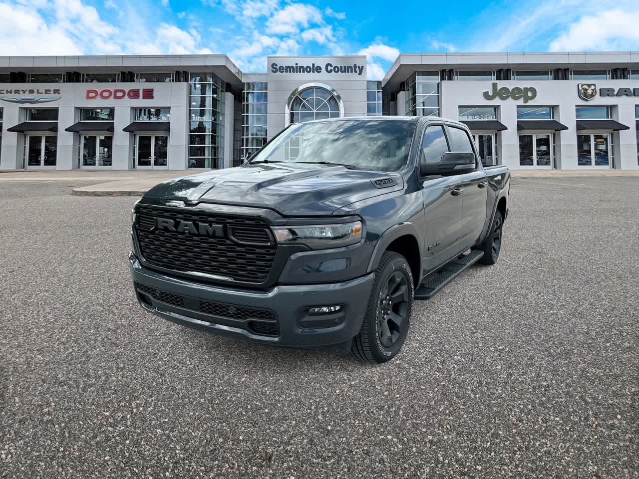 RAM 1500 Big Horn de 2026, cabina doble, tracción 4x4, caja de 1,70 m